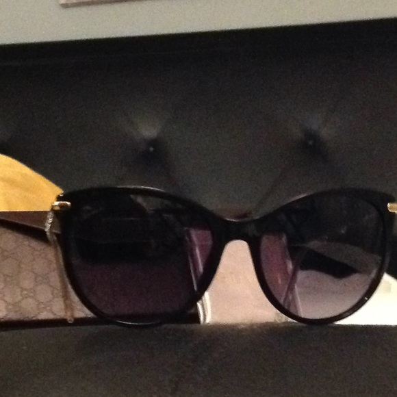 Gucci sunglasses main image 7